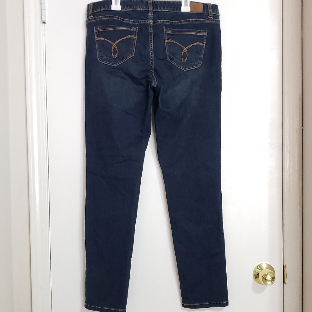 American Rag Cie Curvy Jeans Size 9 - Picture 8 of 12
